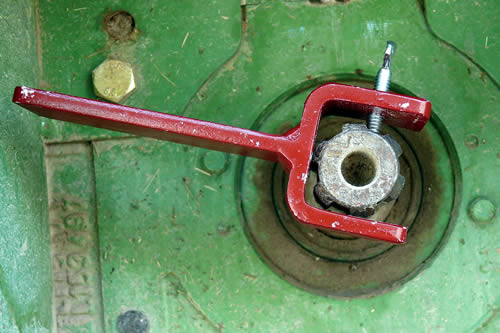 SHOP TIP of the Week - PTO Wrench Speeds Equipment Hook-Ups